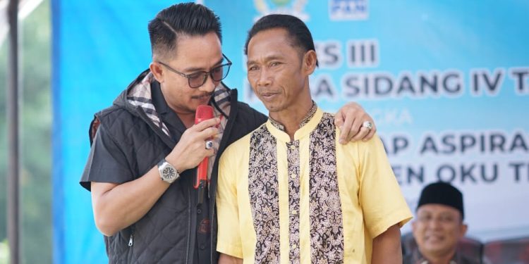 Fenus Antonius, Membangun Daerah Dari Pinggiran OKU Timur