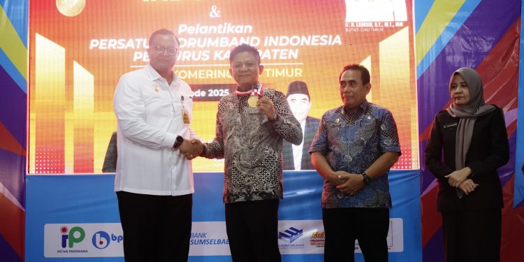 Enos Apresiasi Kontribusi Disdikbud Untuk OKU Timur